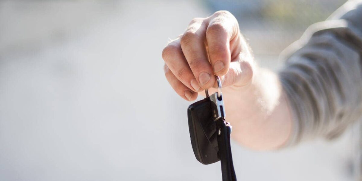 Person using a hire car for business and personal trips