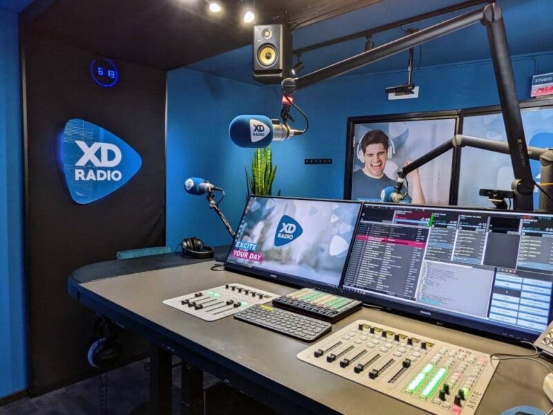 Carnews.nl radio spot advert on XDRadio – promotional image
