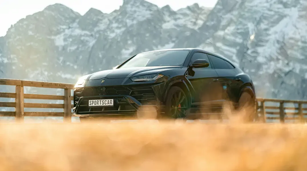 Black Lamborghini Urus