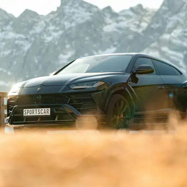 Black Lamborghini Urus