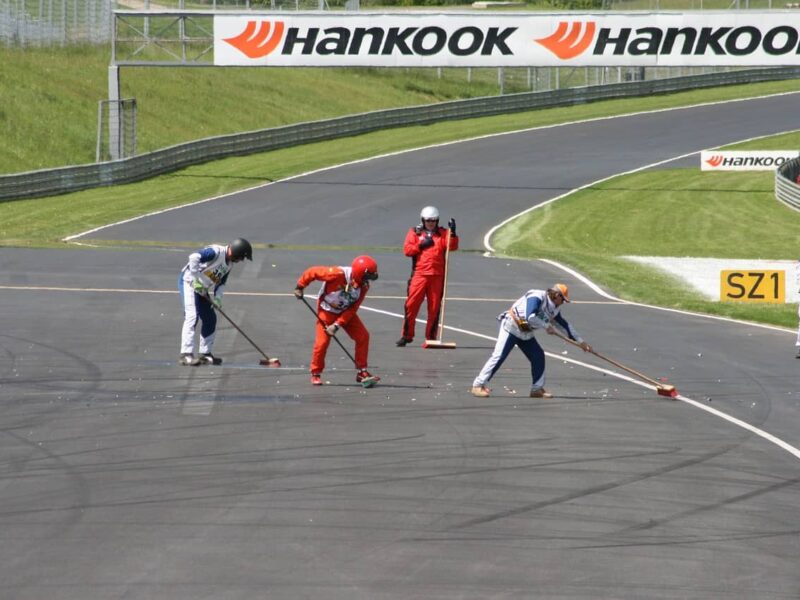 car racing 1528134 1280 1