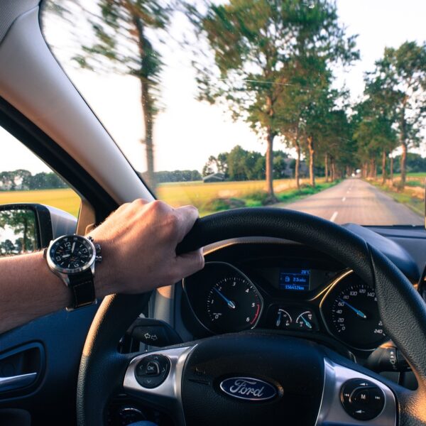 driving 2732934 1280