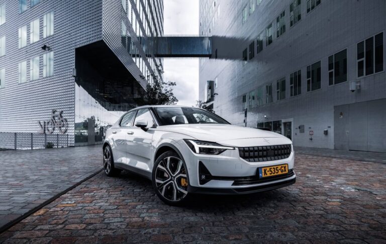 Polestar 4