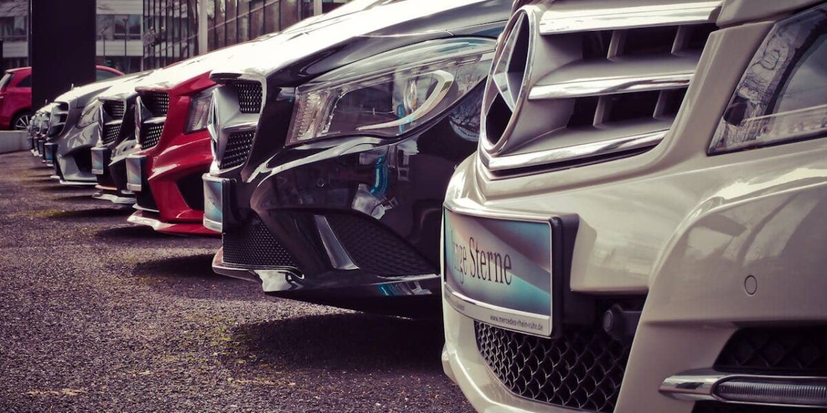 A collage of the Kia EV3, Toyota Yaris, Kia Picanto, and Škoda Elroq—four of the most popular private lease cars for 2025