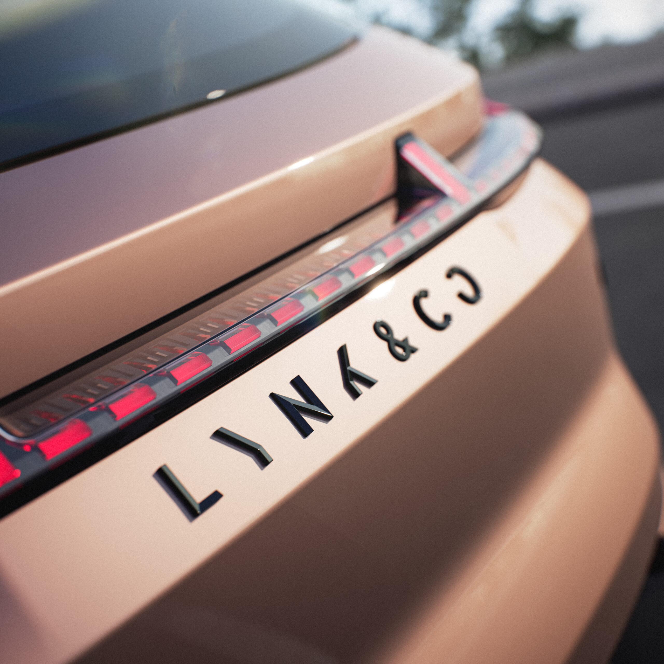 Engine starting problems with Lynk & Co 08