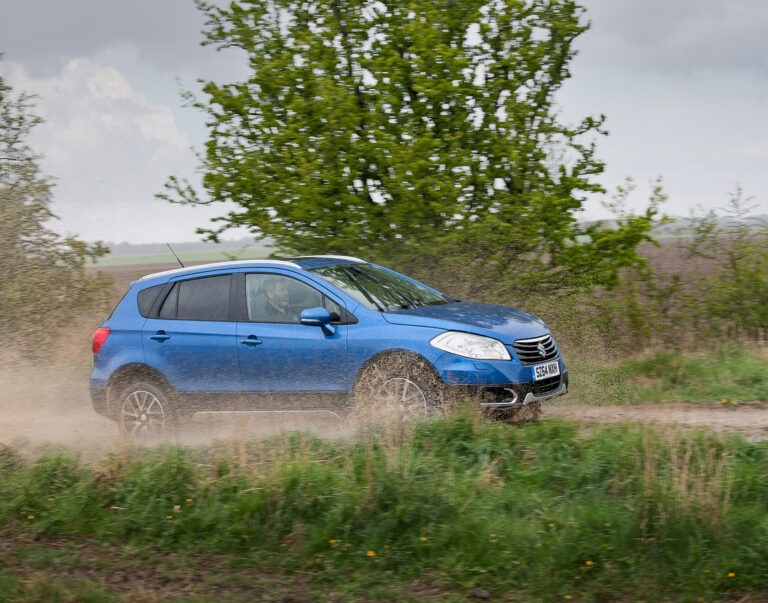 Suzuki S-Cross