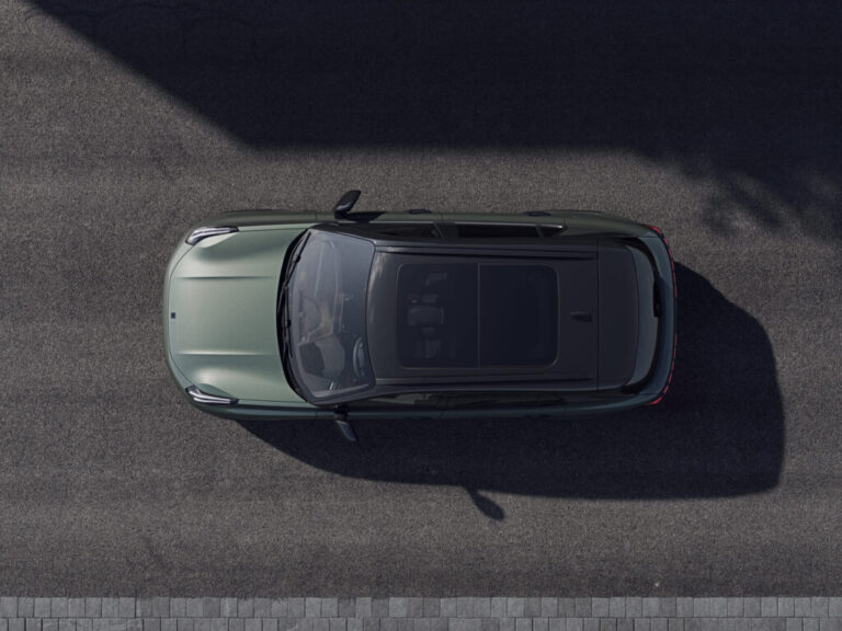 User profile failed to load on Lynk & Co 01