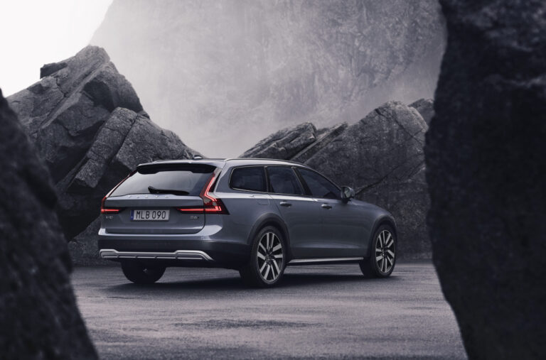 Volvo V90